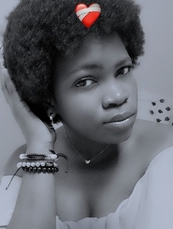 Profil de Paola, une femme célibataire de 28 ans à Douala