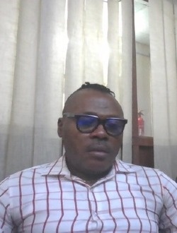 Profil de Calvin, un homme célibataire de 50 ans à Douala