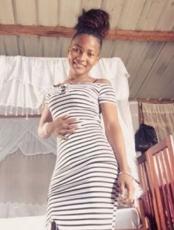 Profil de Leticia, une femme célibataire de 26 ans à Sambava