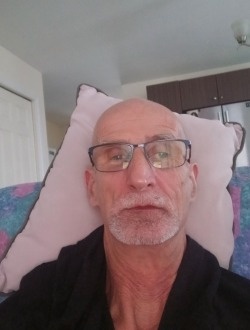 Profil de Dédé, un homme célibataire de 56 ans à 100 Mile House