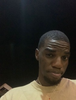 Profil de Gabriel, un homme célibataire de 23 ans à Yaoundé