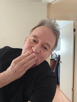 Profil de Raynald, un homme célibataire de 64 ans à Sainte-Adèle