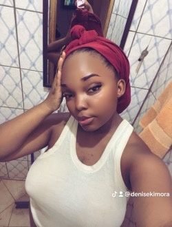 Profil de Denise, une femme célibataire de 25 ans à Yaoundé