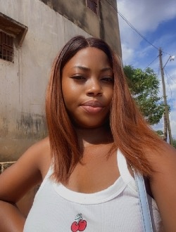 Profil de Nibelle, une femme célibataire de 25 ans à Yaoundé