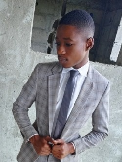 Profil de Michel, un homme célibataire de 23 ans à Libreville