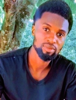 Profil de Alexandre, un homme célibataire de 31 ans à Abi