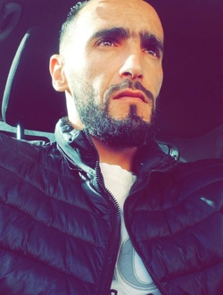 Profil de Amine, un homme célibataire de 39 ans à Alger