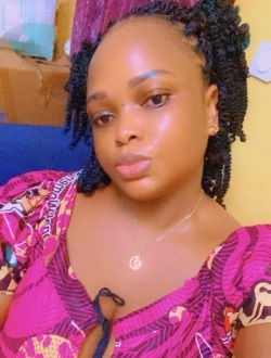 Profil de Led, une femme célibataire de 29 ans à Yaoundé