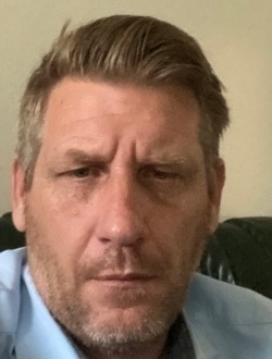 Profil de Sam, un homme célibataire de 48 ans à Paris