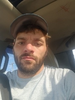 Profil de Joe, un homme célibataire de 35 ans à Faribault