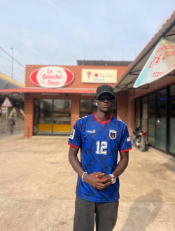 Profil de Lionel, un homme célibataire de 25 ans à Guédiawaye
