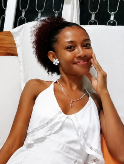 Profil de Laurie, une femme célibataire de 22 ans à Mahajanga