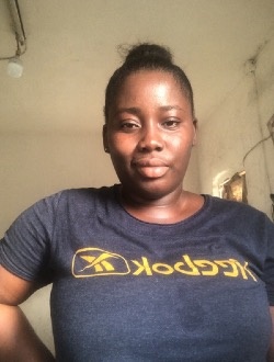 Profil de Marilyne, une femme célibataire de 28 ans à Port-Bouët