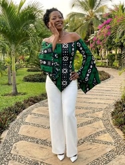 Profil de Anie, une femme célibataire de 54 ans à Yaoundé