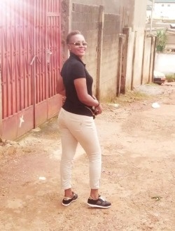 Profil de Tatiana, une femme célibataire de 49 ans à Yaoundé