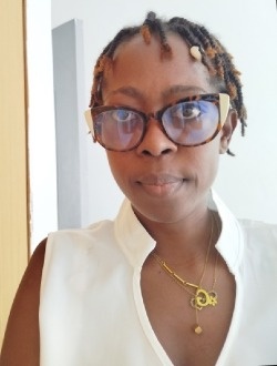 Profil de Hema, une femme célibataire de 39 ans à Douala
