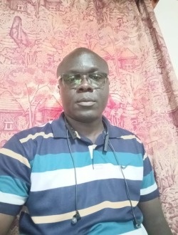 Profil de Franck, un homme célibataire de 45 ans à Bertoua