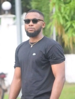 Profil de Momo, un homme célibataire de 29 ans à Dakar