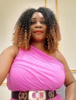 Profil de Florence, une femme célibataire de 38 ans à Yaoundé