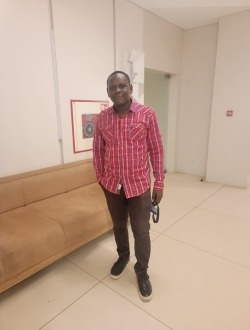 Profil de Alain, un homme célibataire de 27 ans à Douala