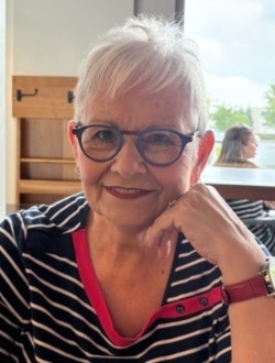 Profil de Lucie, une femme célibataire de 72 ans à Brossard
