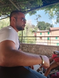 Profil de Laurent, un homme célibataire de 48 ans à Ollioules