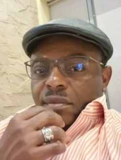 Profil de Alex, un homme célibataire de 46 ans à Douala