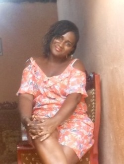 Profil de Denise, une femme célibataire de 38 ans à Yaoundé