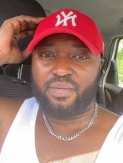 Profil de Montargis, un homme célibataire de 41 ans à Paris
