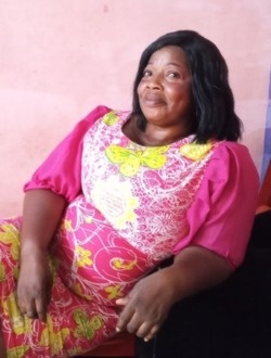 Profil de Simone, une femme célibataire de 47 ans à Man