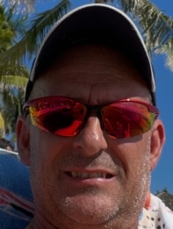 Profil de Val, un homme célibataire de 58 ans à Québec