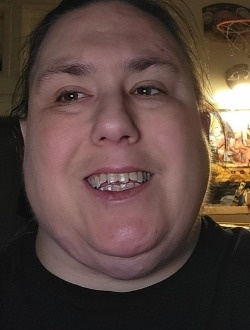 Profil de Lindsey, une femme célibataire de 42 ans à Caruthers