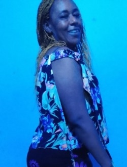 Profil de Claire, une femme célibataire de 42 ans à Yaoundé