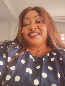 Profil de Emelyne, une femme célibataire de 47 ans à Libreville