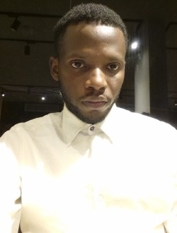 Profil de Maxdav, un homme célibataire de 34 ans à Conakry