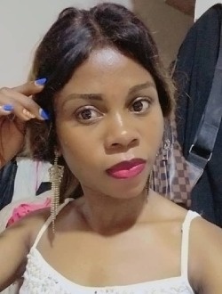 Profil de Carole, une femme célibataire de 32 ans à Yaoundé