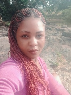 Profil de Christiane, une femme célibataire de 29 ans à Ntui