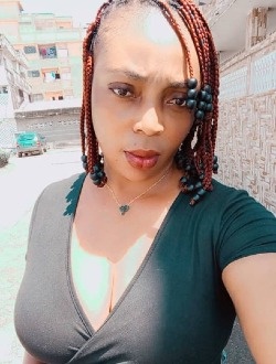 Profil de Jolie Yeux, une femme célibataire de 29 ans à Petit Abidjan-Youkou