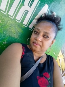 Profil de Alice, une femme célibataire de 40 ans à Antsiranana