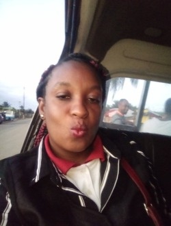 Profil de Anousca, une femme célibataire de 39 ans à Antalaha