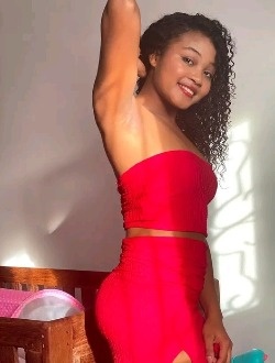 Profil de Juliana Rz, une femme célibataire de 20 ans à Toamasina