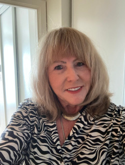 Profil de Johanne, une femme célibataire de 71 ans à Le Vieux-Longueuil