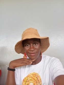 Profil de Virginie, une femme célibataire de 28 ans à Yaoundé