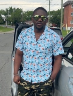 Profil de Joël, un homme célibataire de 35 ans à Montréal