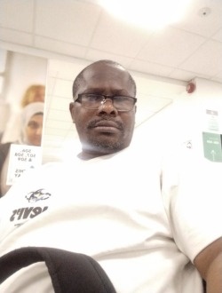 Profil de Theid, un homme célibataire de 48 ans à London