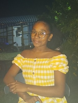 Profil de Royola, une femme célibataire de 20 ans à Sambava
