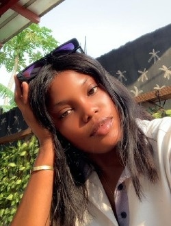 Profil de Nathalia, une femme célibataire de 26 ans à Port-Gentil