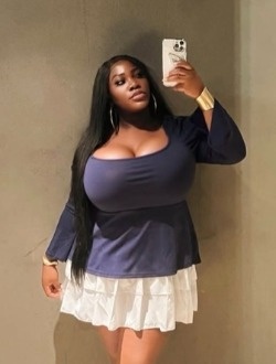 Profil de Stella, une femme célibataire de 33 ans à Accra