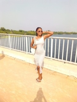 Profil de Marie-Carole, une femme célibataire de 25 ans à Cotonou