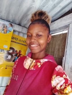 Profil de Madeleine, une femme célibataire de 22 ans à Sambava